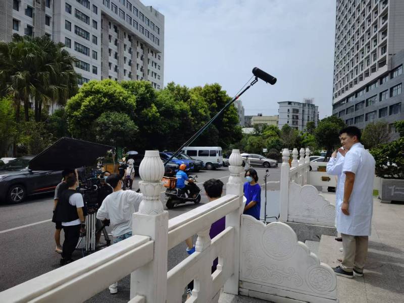 鹰潭广告片拍摄公司低成本实现高规格制作的诀窍